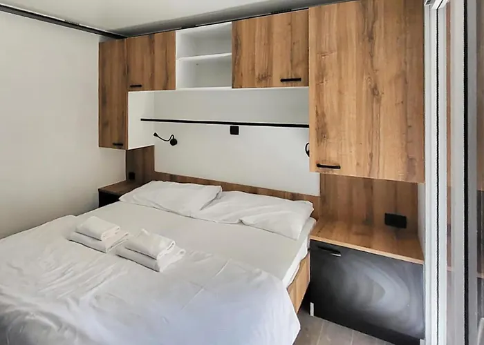 Beautiful In בית נופש