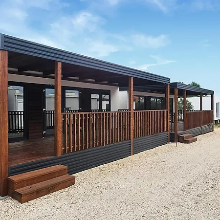 Beautiful In Nyaraló